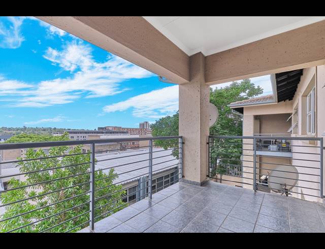 1 BEDROOM APARTMENT FOR SALE IN FERNDALE